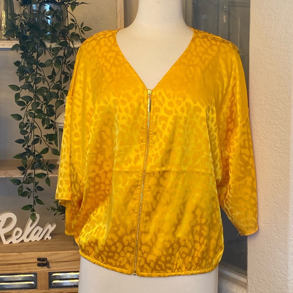 🆕Marc New York satin mango blouse top
